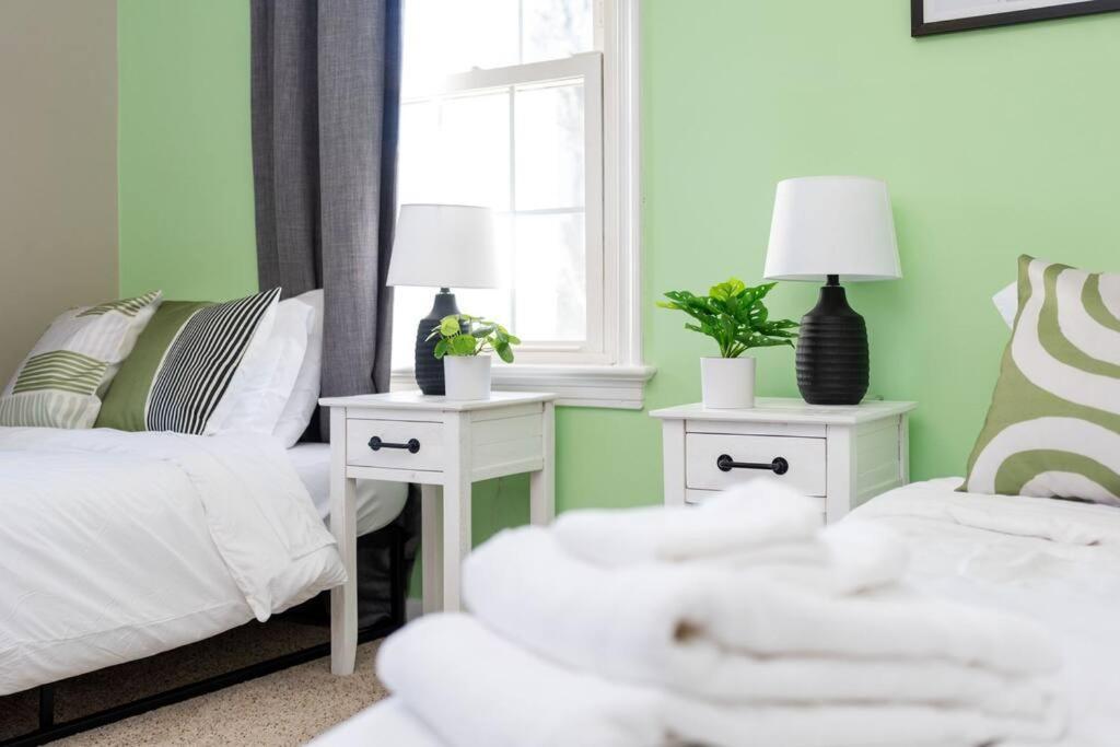Serenity Beach House In Central Ilm W/ King Bed Wilmington Exterior foto