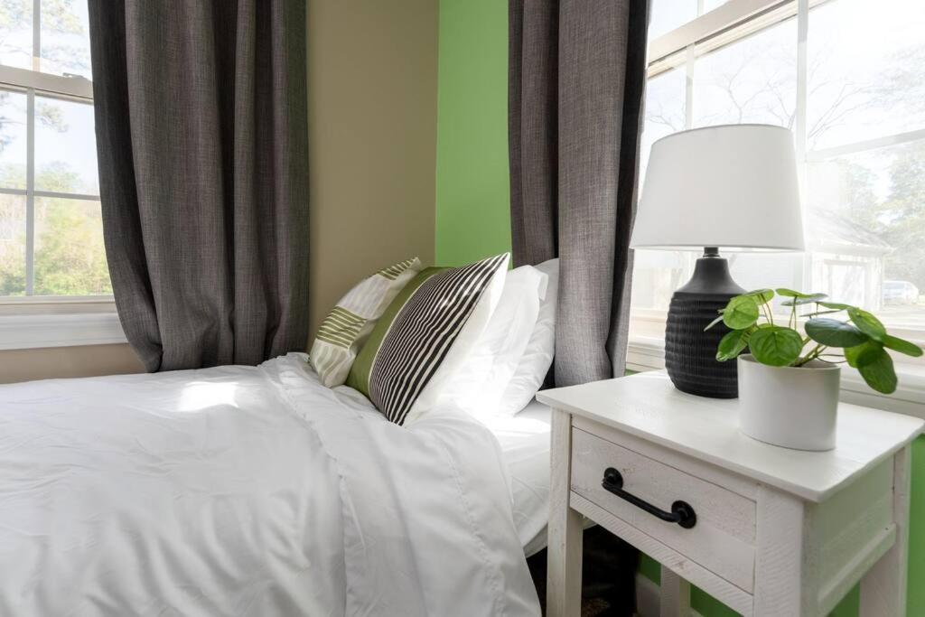 Serenity Beach House In Central Ilm W/ King Bed Wilmington Exterior foto